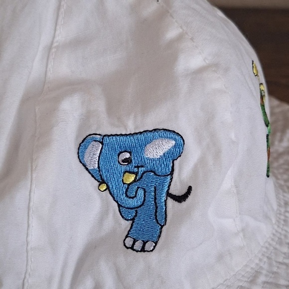 San Diego Zoo Embroidered Animals Toddler Bucket Hat - Picture 7 of 11